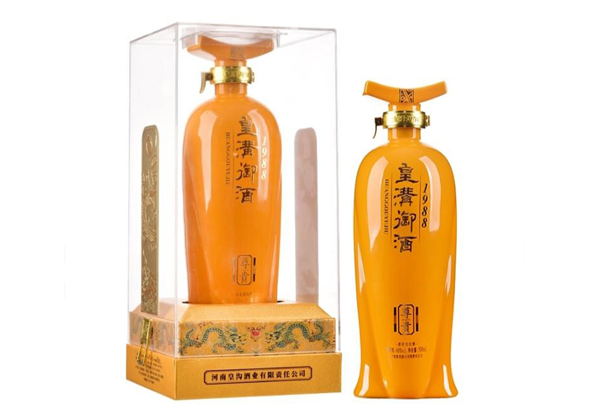 Rượu Huanggou Royal